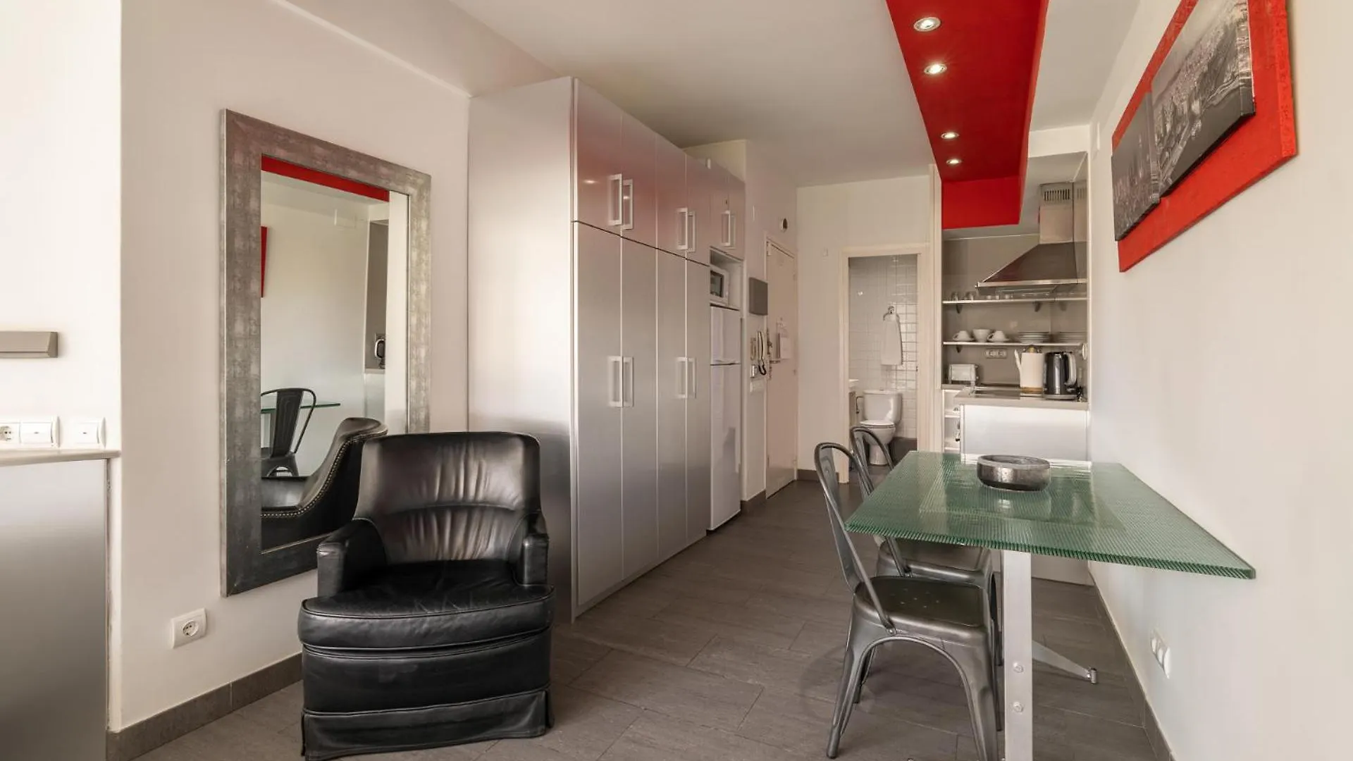 Elegant Studio Close To Plaza De Espanya 바르셀로나